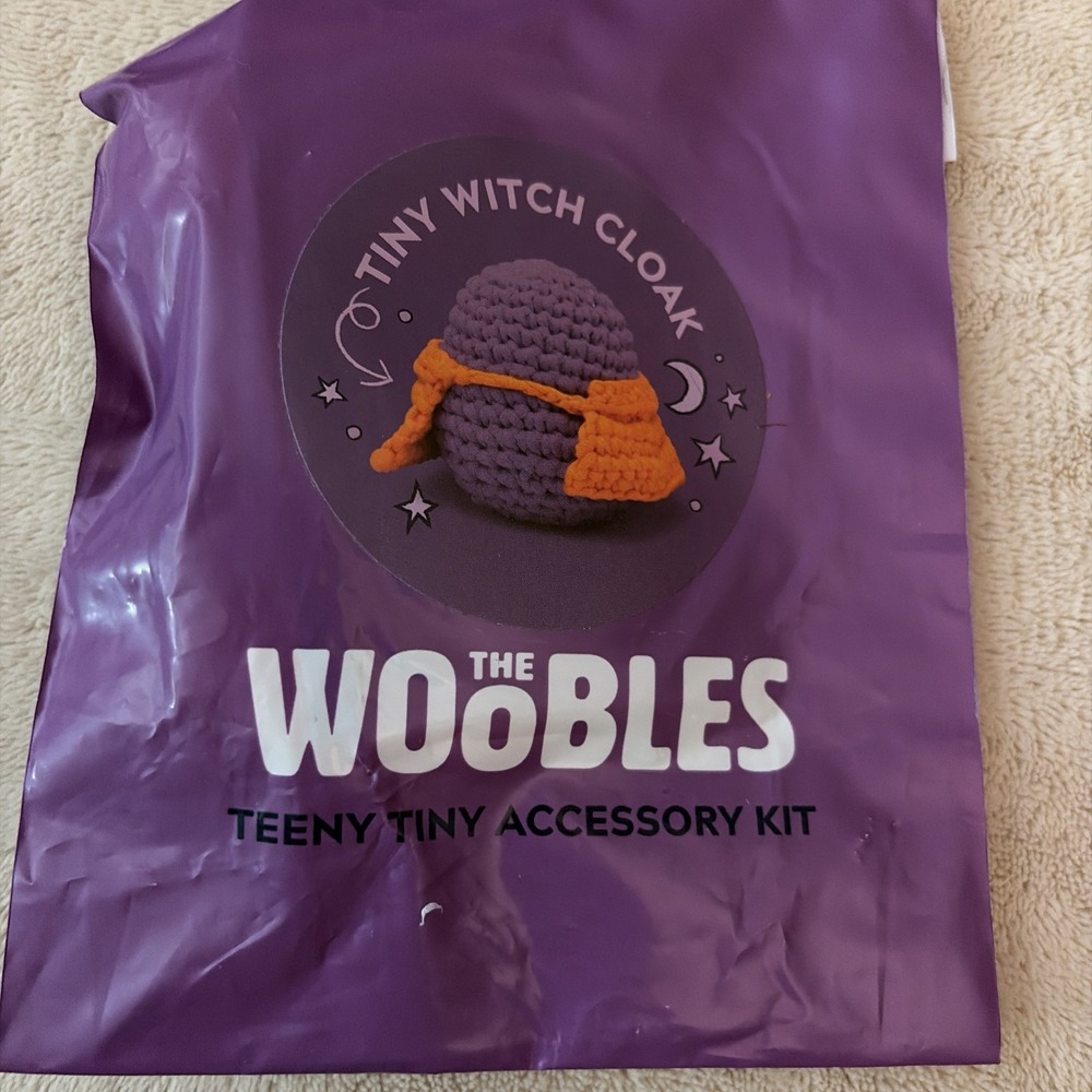 Brand‎ New Sealed The Woobles Tiny Witch Cloak Teeny Tiny Accessory Crochet Kit